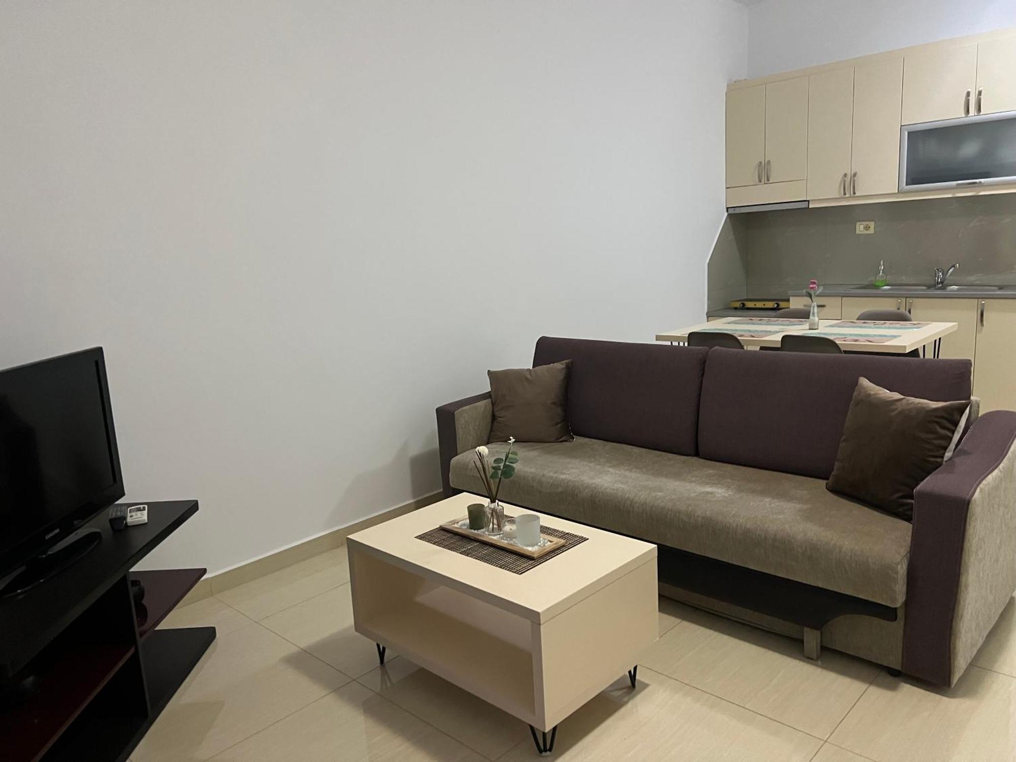 Apartments Sadiku With Sea View Sarandë 外观 照片