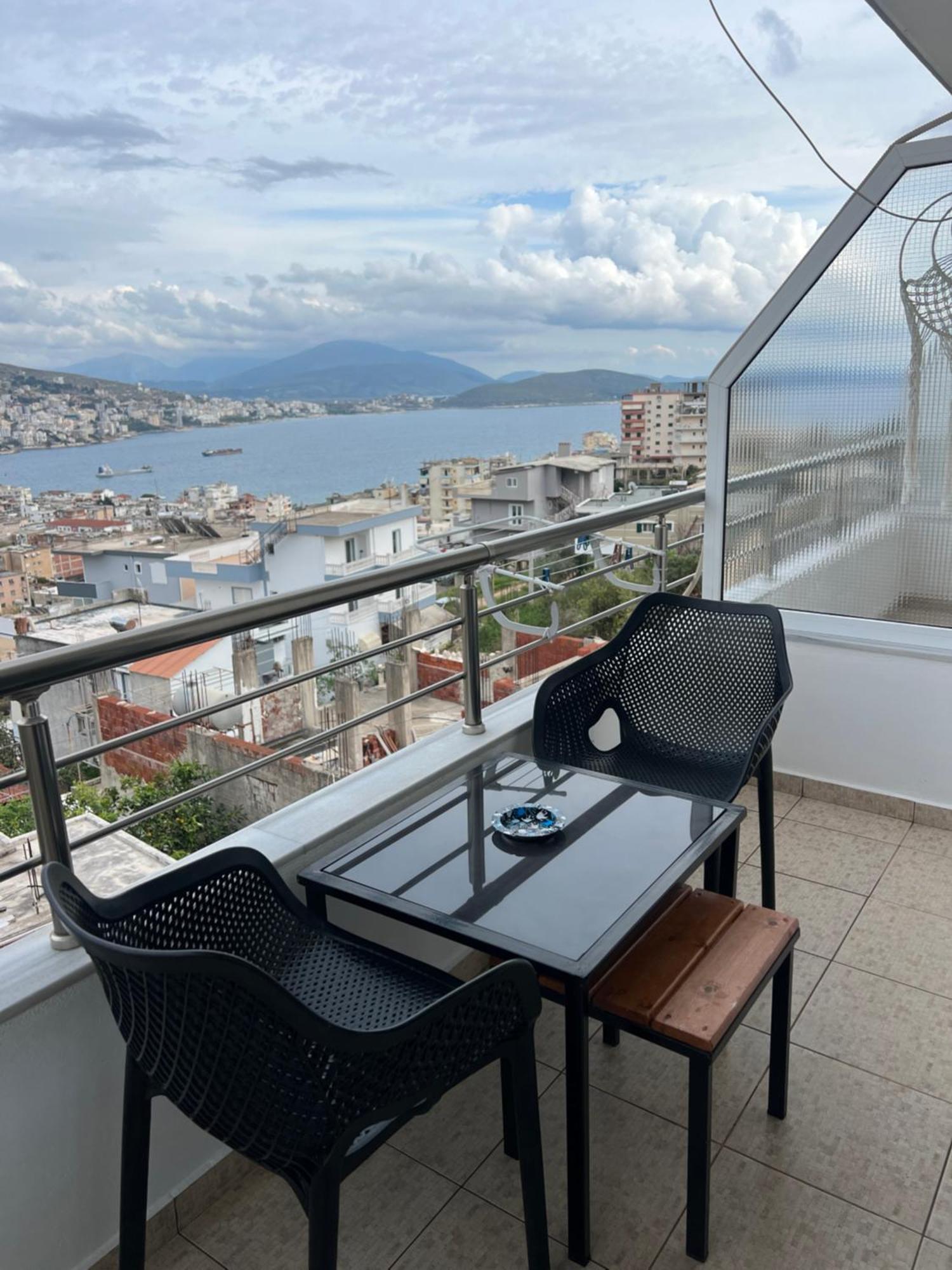 Apartments Sadiku With Sea View Sarandë 外观 照片