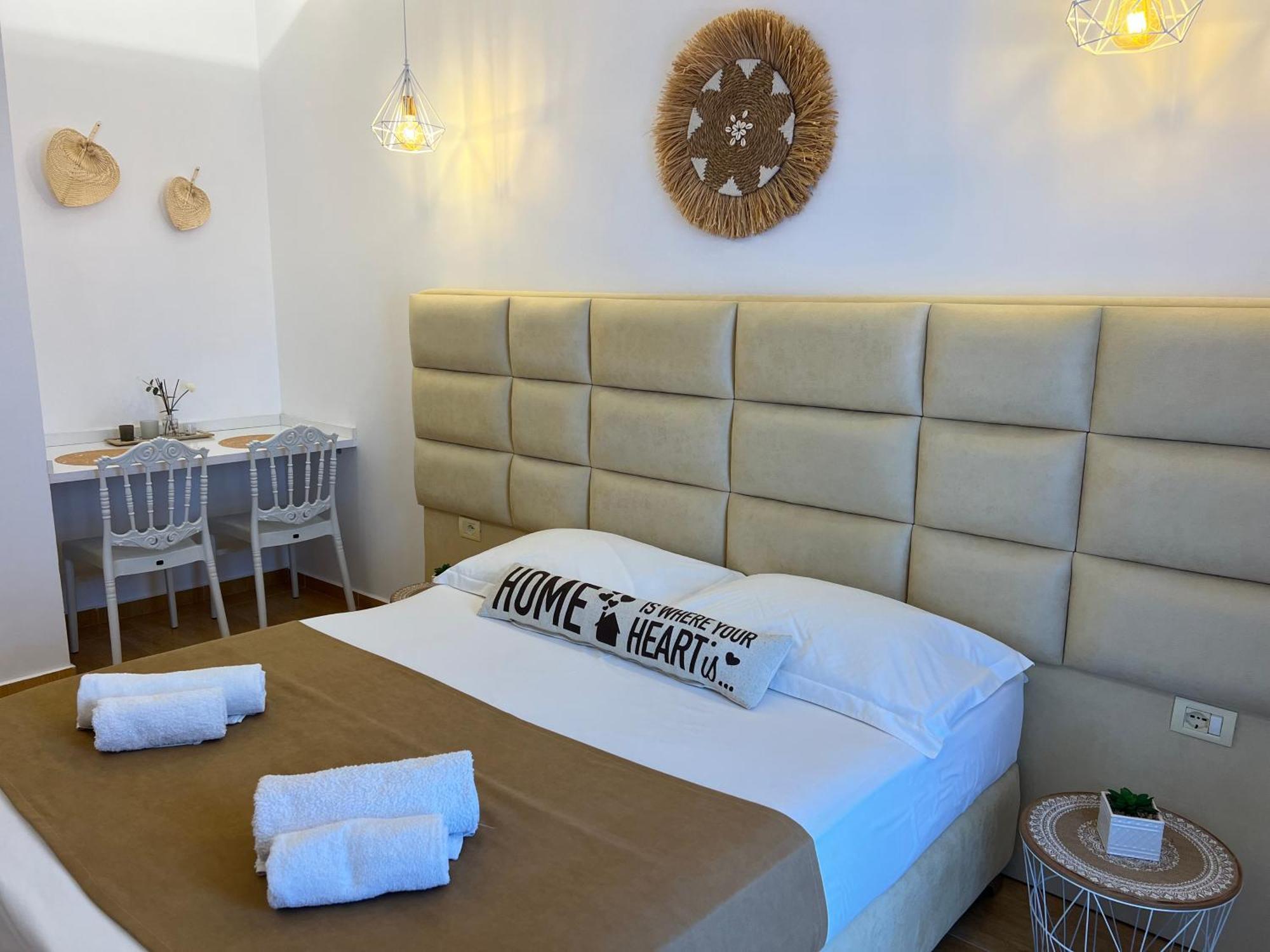 Apartments Sadiku With Sea View Sarandë 外观 照片